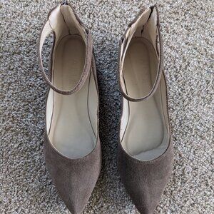 Ashleigh Flat Suede